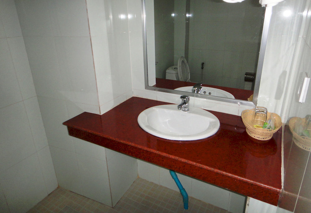Nyny Hotel Kampot Eksteriør billede