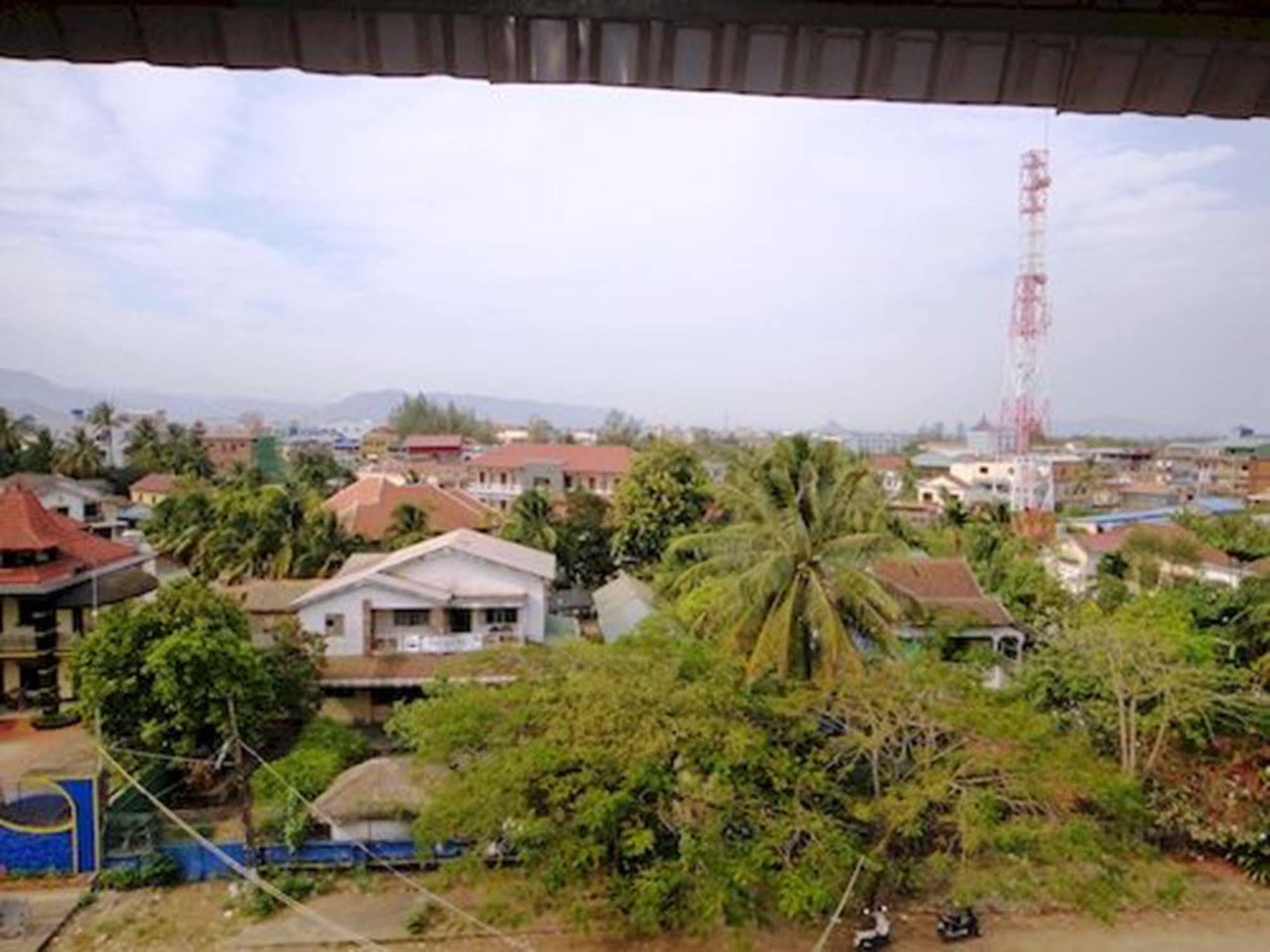Nyny Hotel Kampot Eksteriør billede