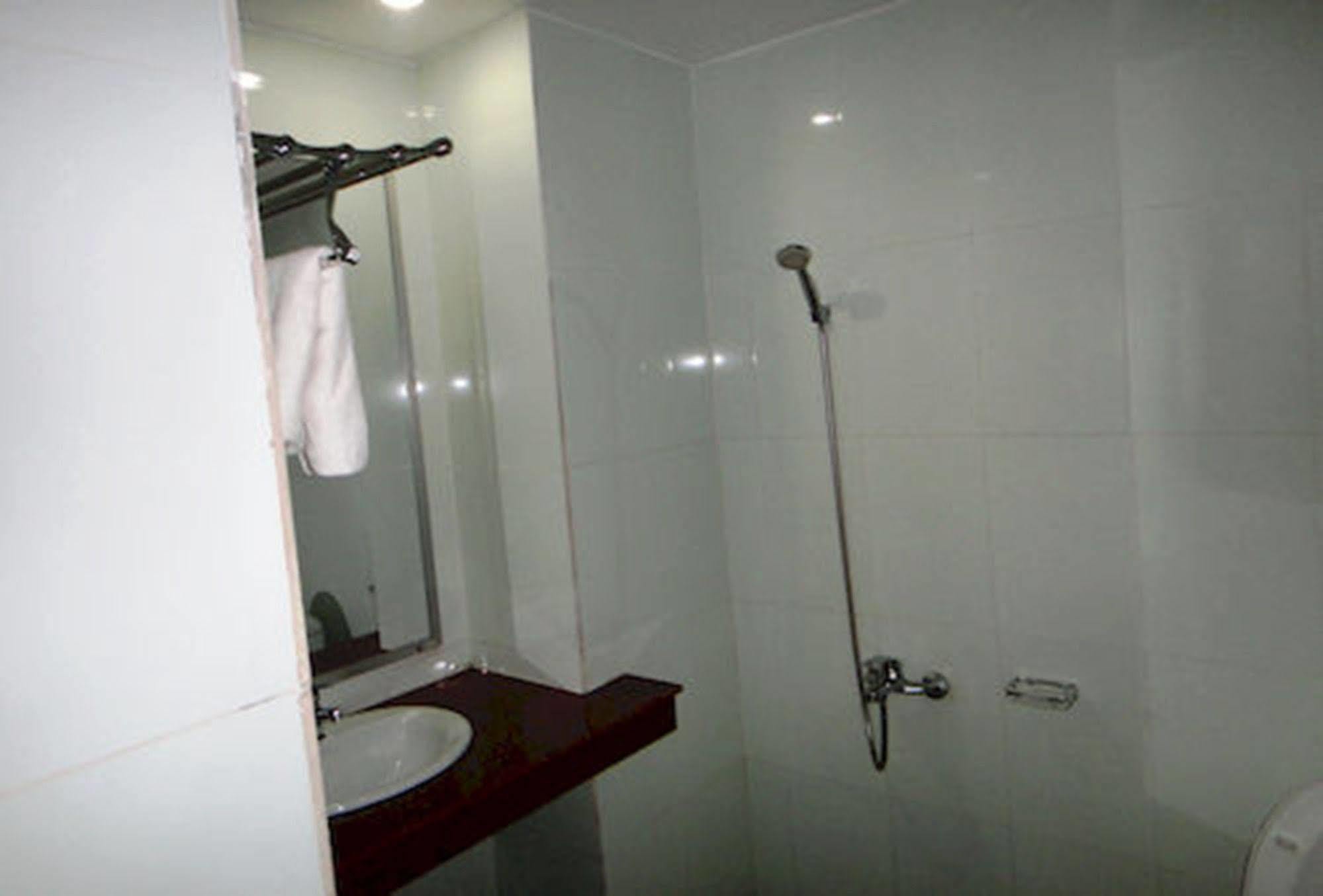 Nyny Hotel Kampot Eksteriør billede