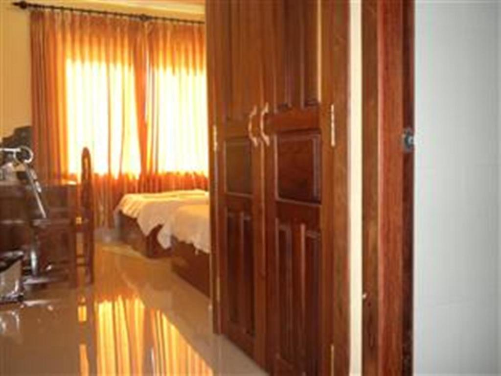 Nyny Hotel Kampot Værelse billede