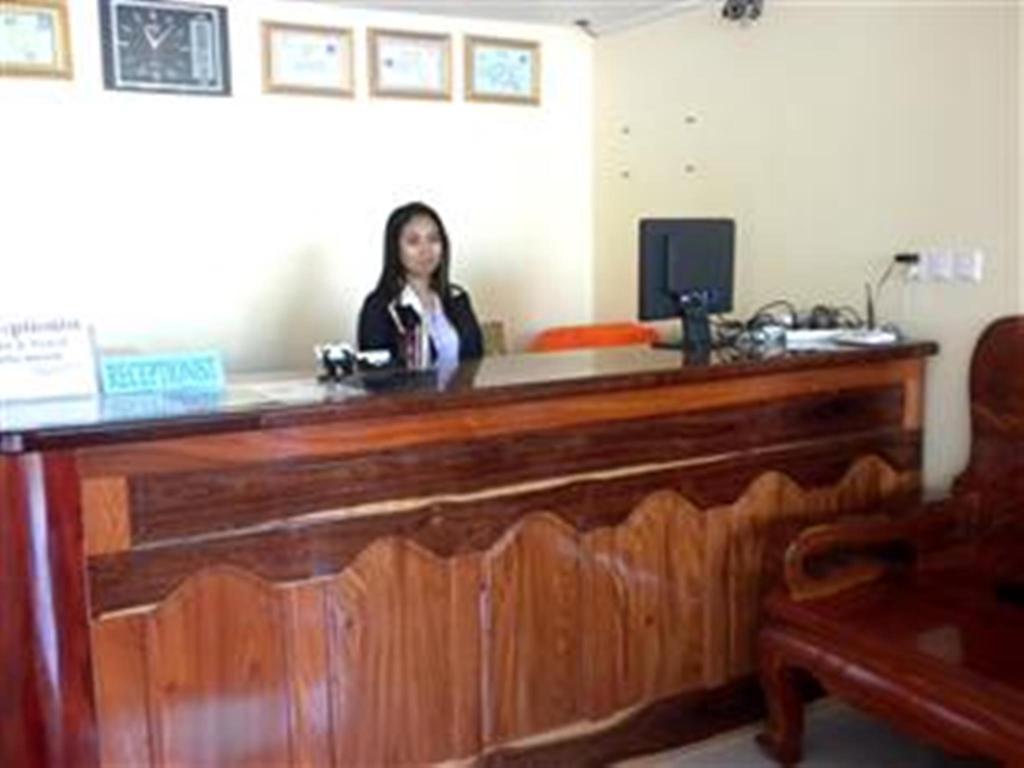 Nyny Hotel Kampot Eksteriør billede