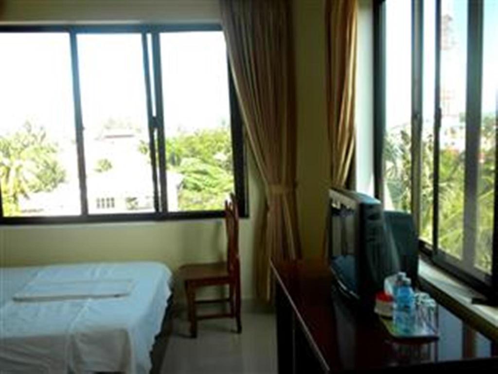 Nyny Hotel Kampot Eksteriør billede